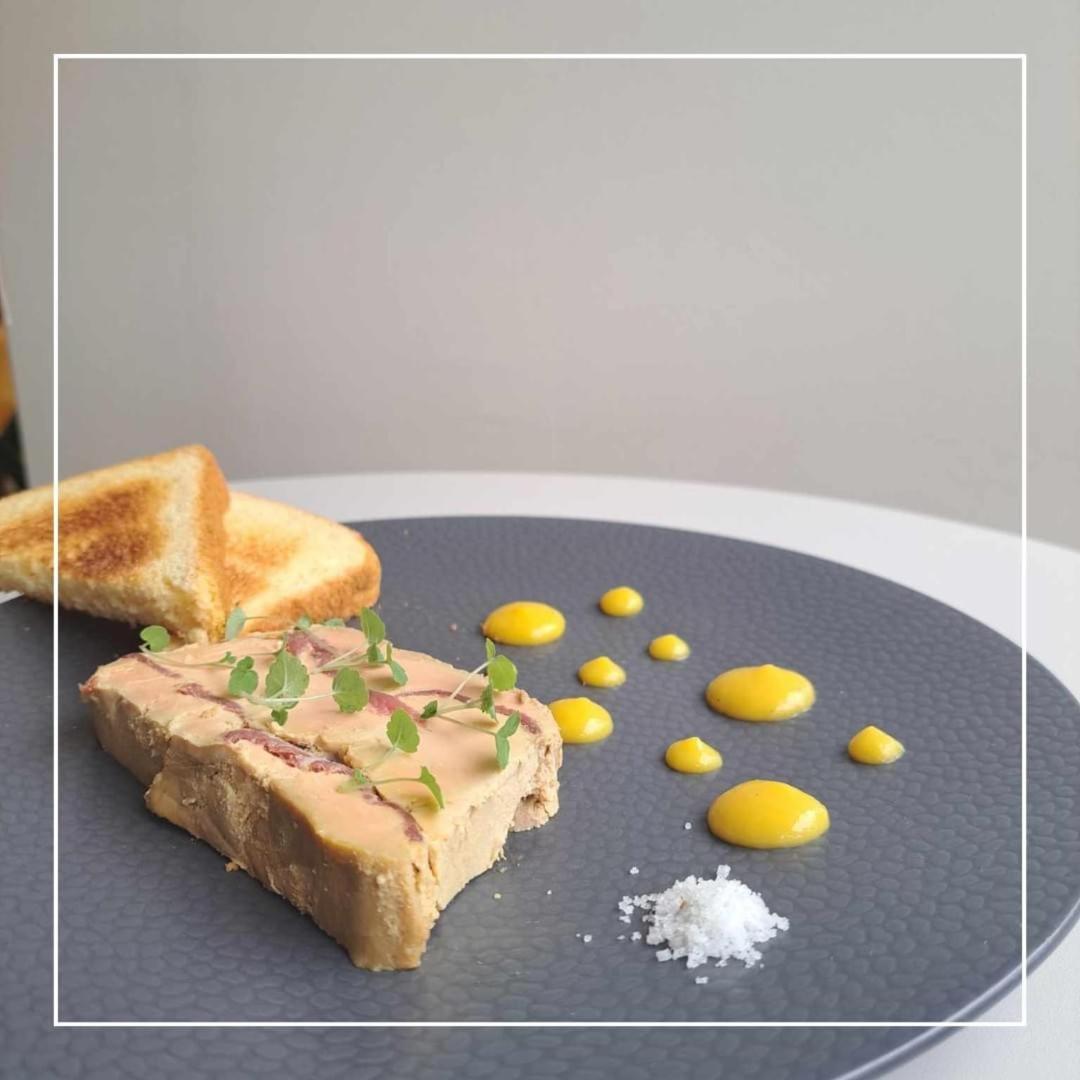 Le Regina Hotel Restaurant Hardelot-Plage Bagian luar foto