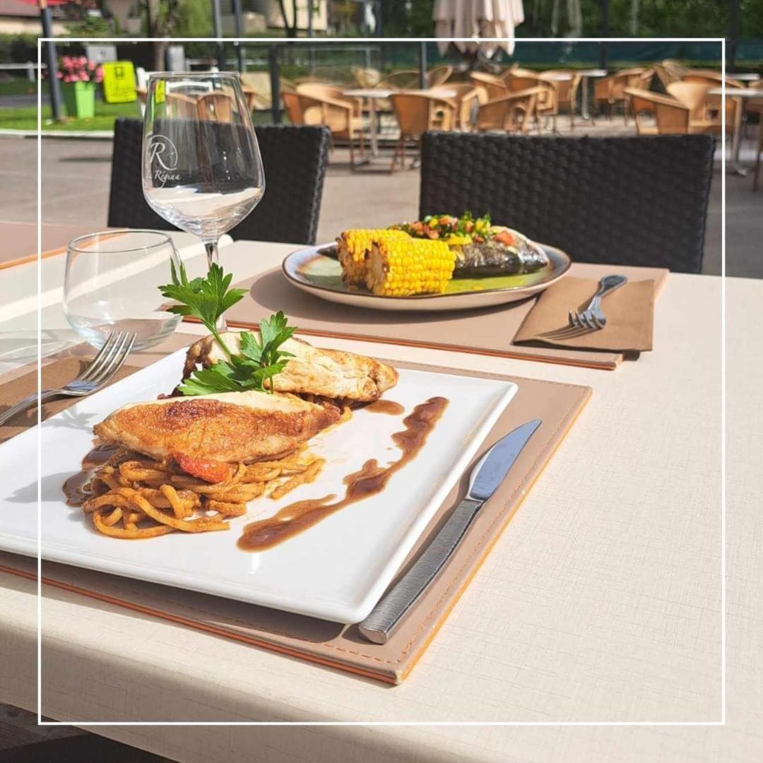 Le Regina Hotel Restaurant Hardelot-Plage Bagian luar foto