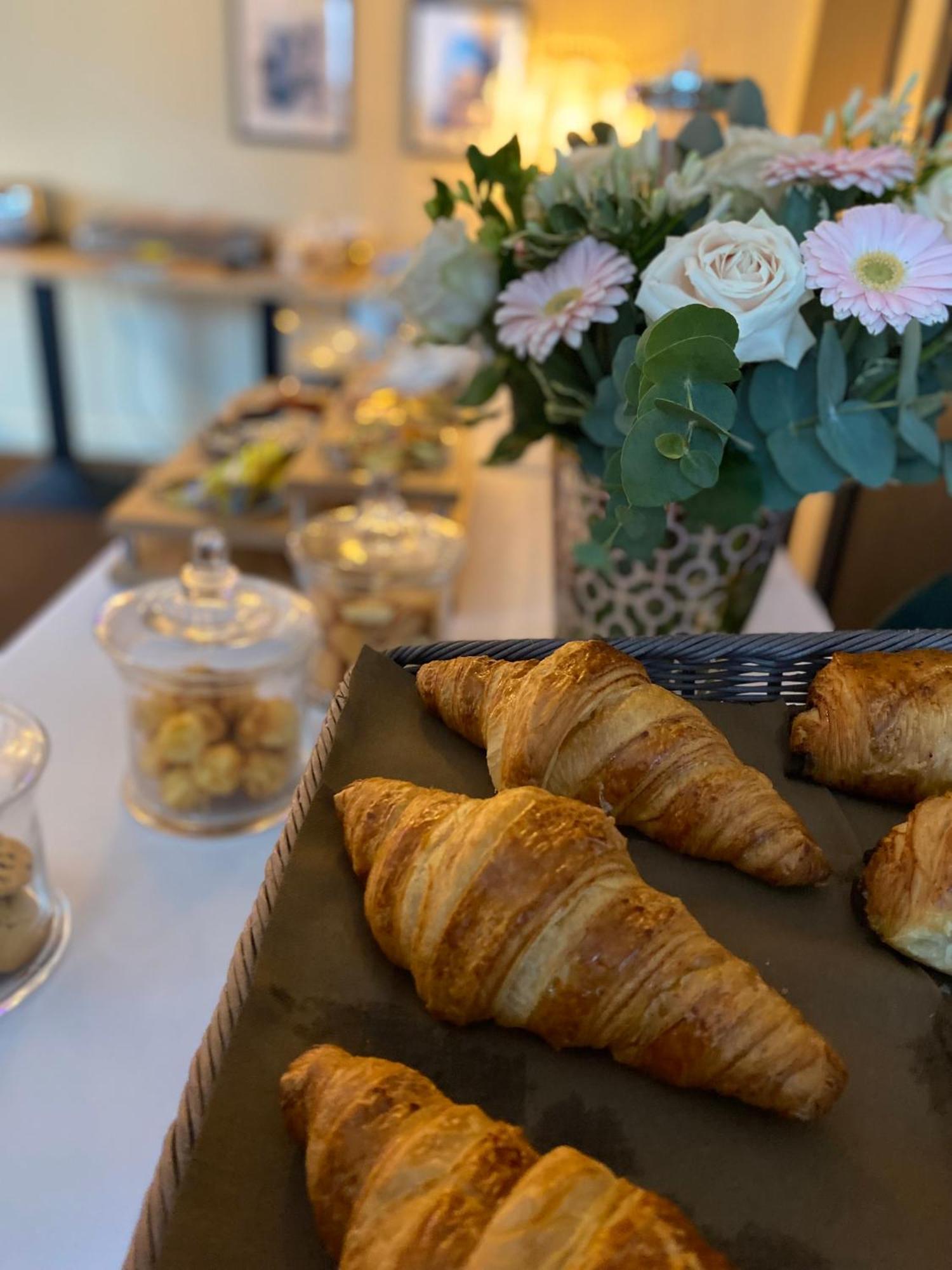 Le Regina Hotel Restaurant Hardelot-Plage Bagian luar foto